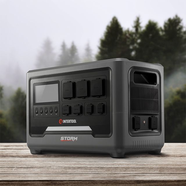 Портативна зарядна станція Intertool Storm WT-7013 огляд - фото 8