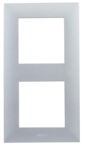 Рамка для розетки Legrand Niloe Step (863492) ціна 176 грн - фотографія 2