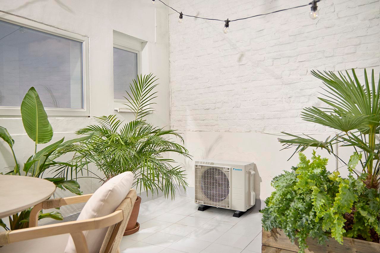 Кондиционер сплит-система Daikin Sensira FTXF35F/RXF35F характеристики - фотография 7