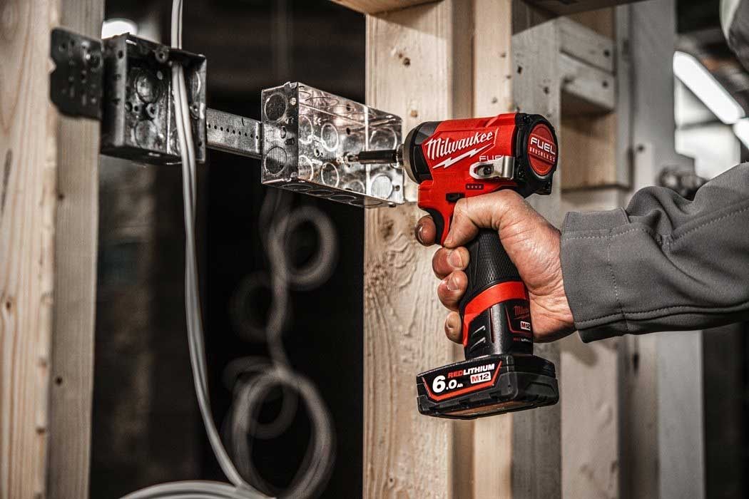 Гайковерт Milwaukee M12 FID2-0 (4933479876) характеристики - фотография 7