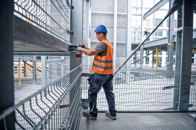 в продаже Гайковерт Bosch GDS 18V-1050 H (06019J8502) - фото 3