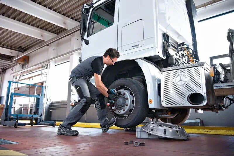 Гайковерт Bosch GDS 18V-1050 H (06019J8502) внешний вид - фото 9