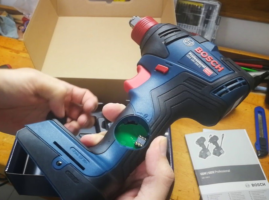 Гайковерт Bosch GDX 18V-200 C (06019G4201) характеристики - фотография 7