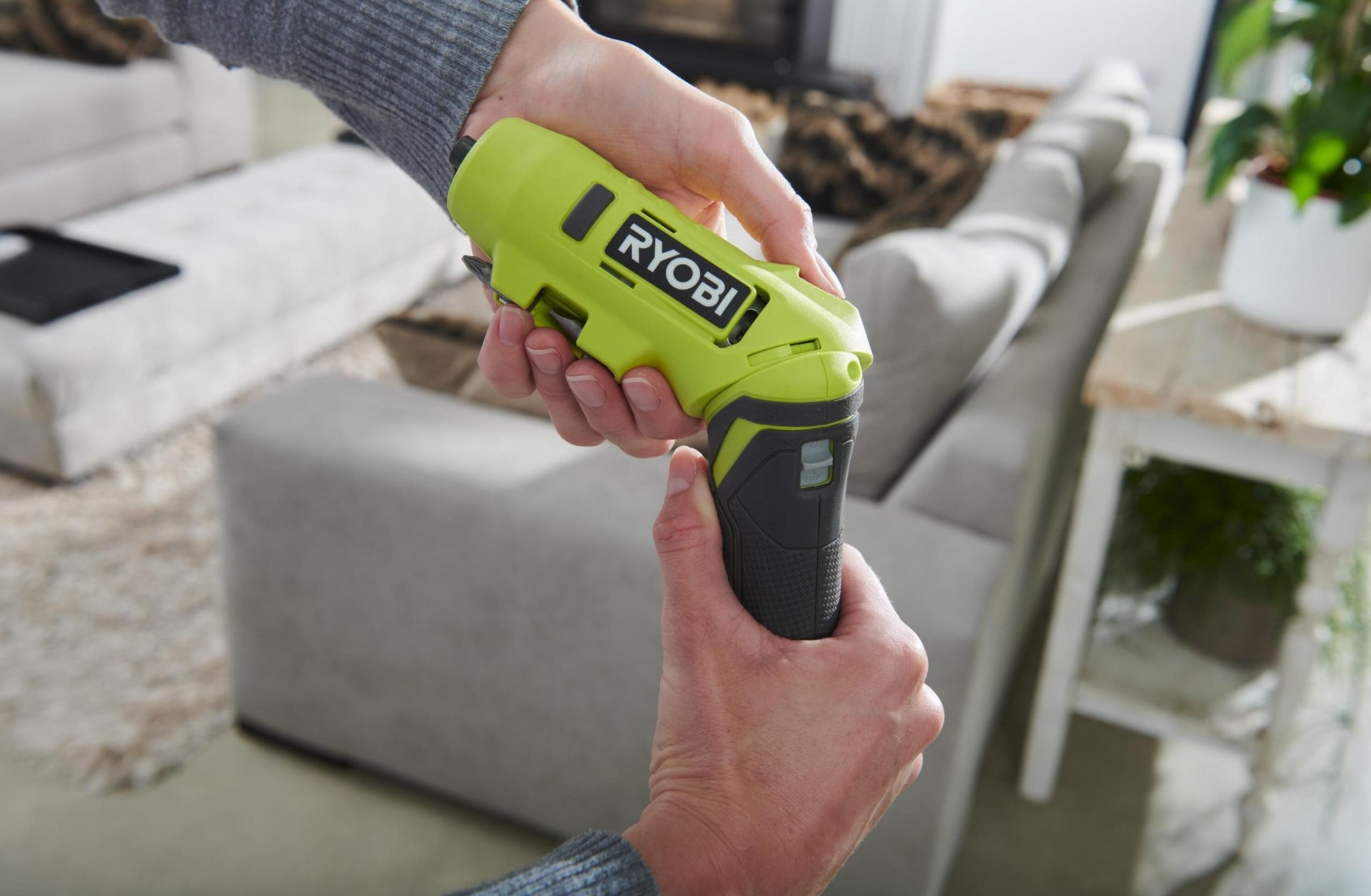 Акумуляторна викрутка Ryobi RSDP4-120G USB (5133005958) відгуки - зображення 5