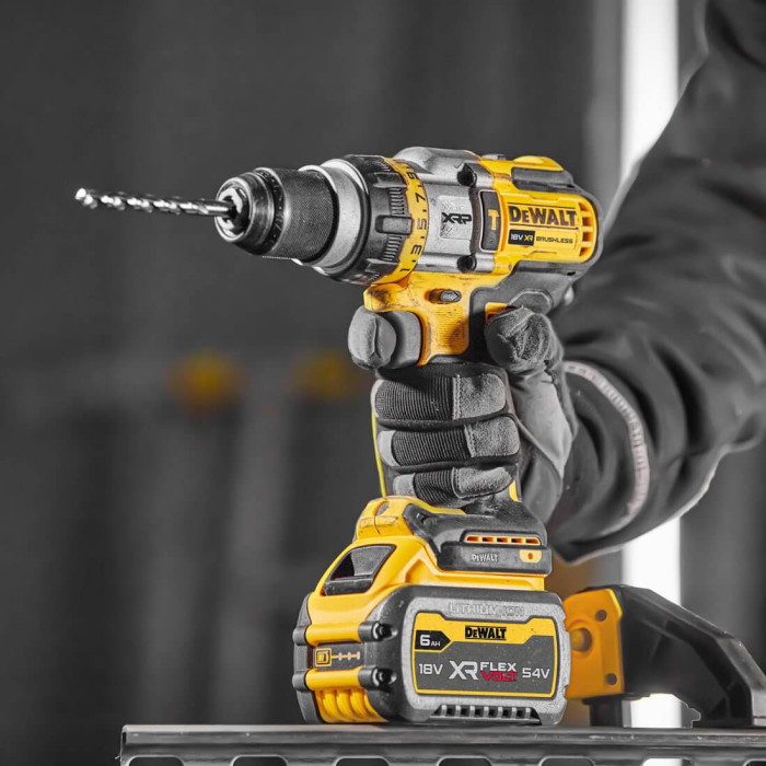 Дриль-шурупокрут Dewalt DCD999T1 огляд - фото 8