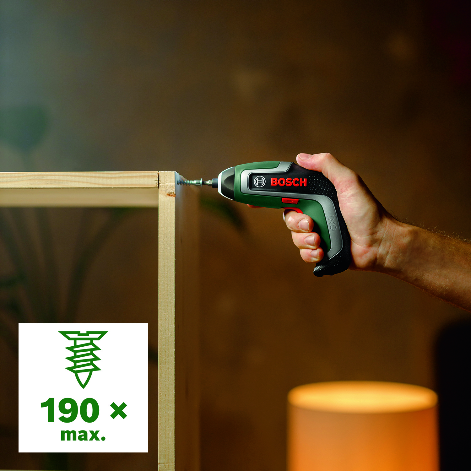 Bosch IXO 7 Basic (06039E0020) в магазине в Киеве - фото 10