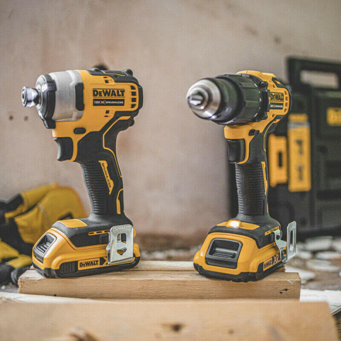 Набор инструментов Dewalt DCK2062D2T отзывы - изображения 5