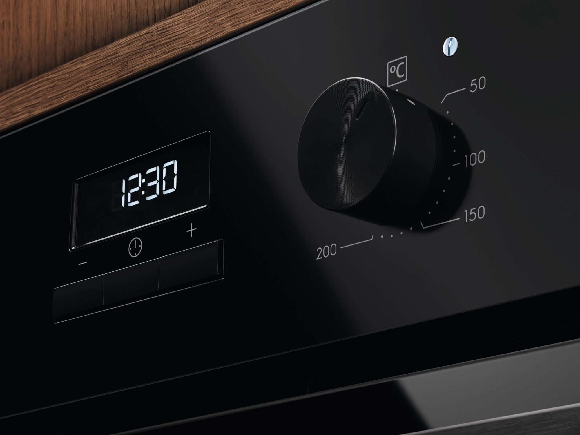 Духова шафа Electrolux LOH3H00BK відгуки - зображення 5