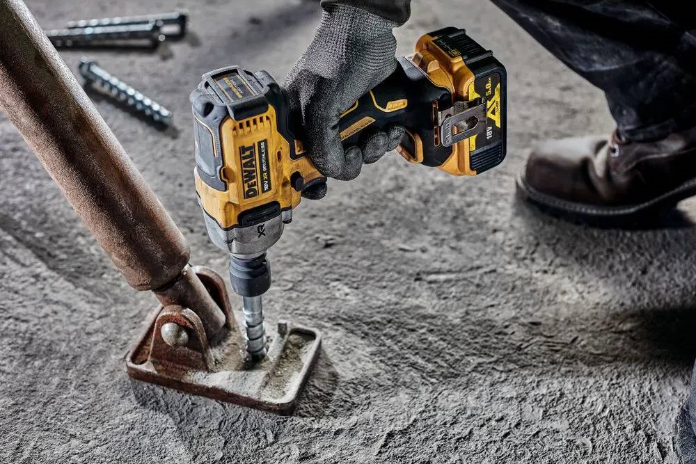 Гайковерт Dewalt DCF892N обзор - фото 8