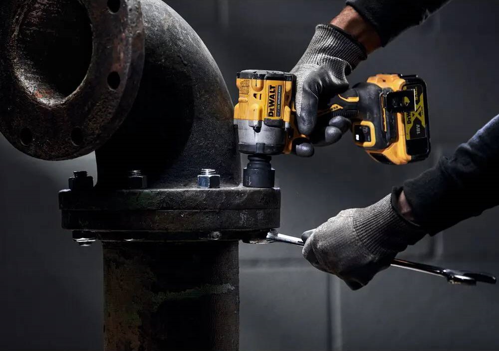 Гайковерт Dewalt DCF922N обзор - фото 8