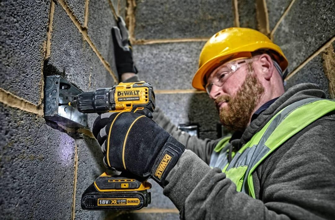 Дрель-шуруповерт Dewalt DCD708D2T характеристики - фотография 7