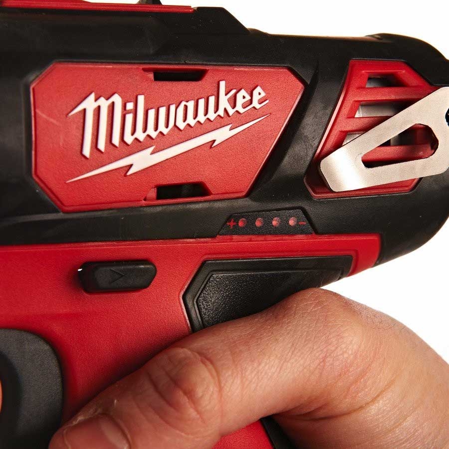 в продаже Дрель-шуруповерт Milwaukee BPD-202C (4933499465) - фото 3
