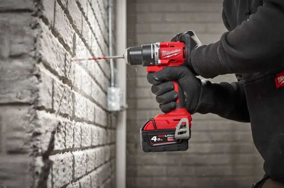продаём Milwaukee M18 BLDDRC-402C (4933492834) в Украине - фото 4