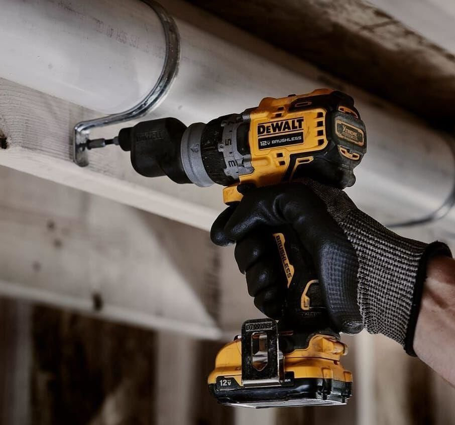 Дриль-шурупокрут Dewalt DCD703L2T інструкція - зображення 6