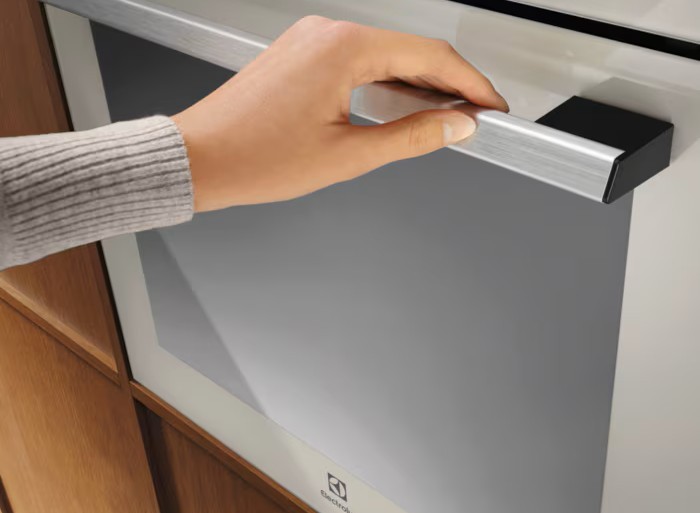 в продаже Духовой шкаф Electrolux LOE8F38S - фото 3