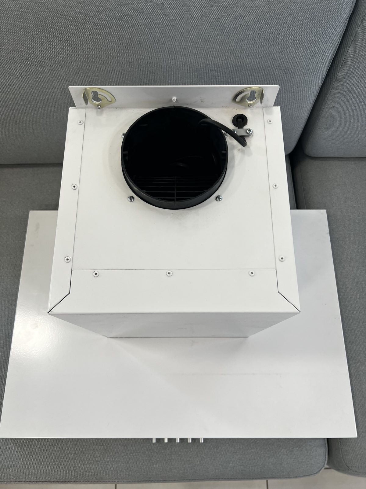 Кухонна витяжка Perfelli T 6612 A 1000 W LED Уцінка ціна 2999 грн - фотографія 2