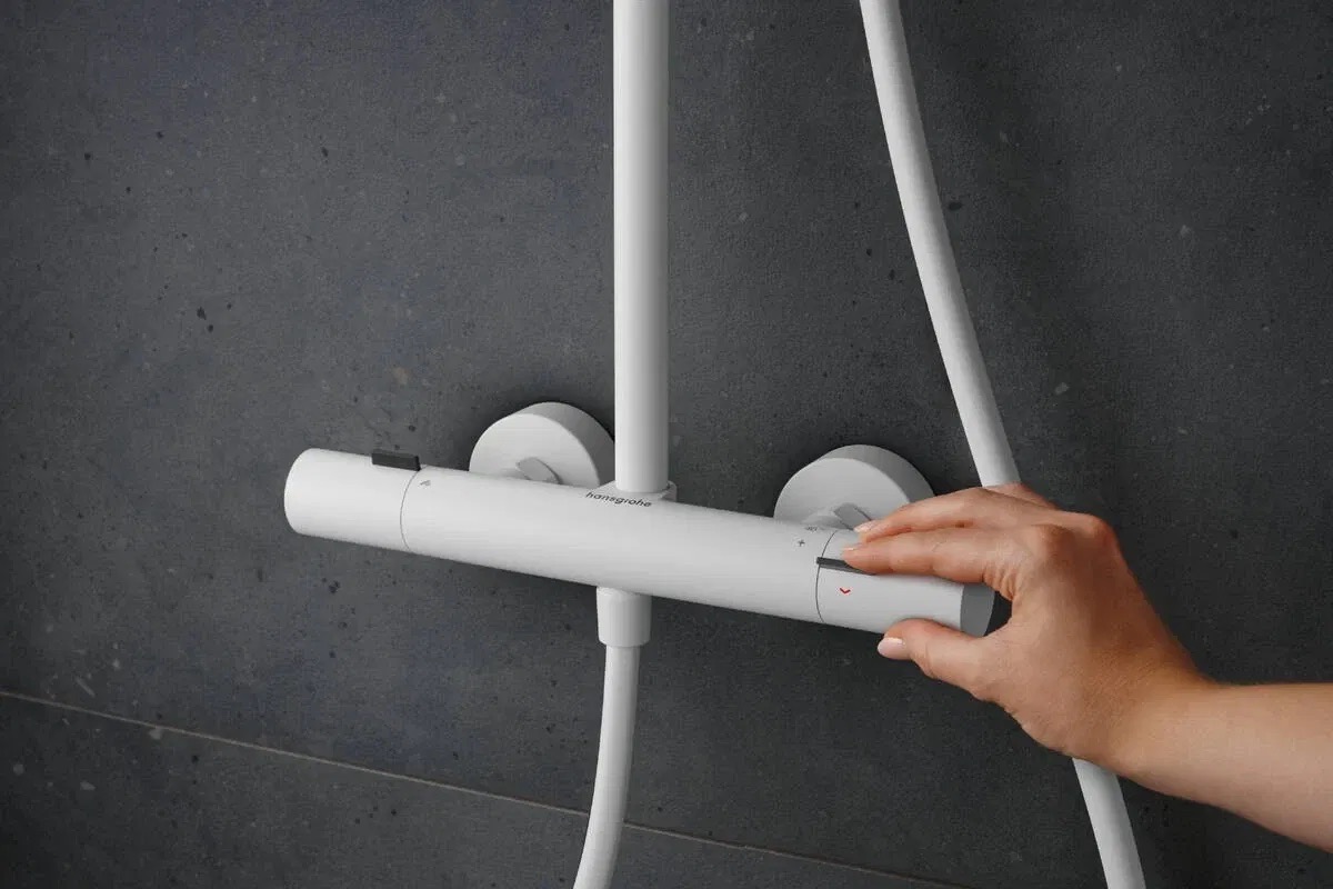 Душевая система Hansgrohe Pulsify S Puro Showerpipe 260 Matt White 24222700 цена 57001 грн - фотография 2