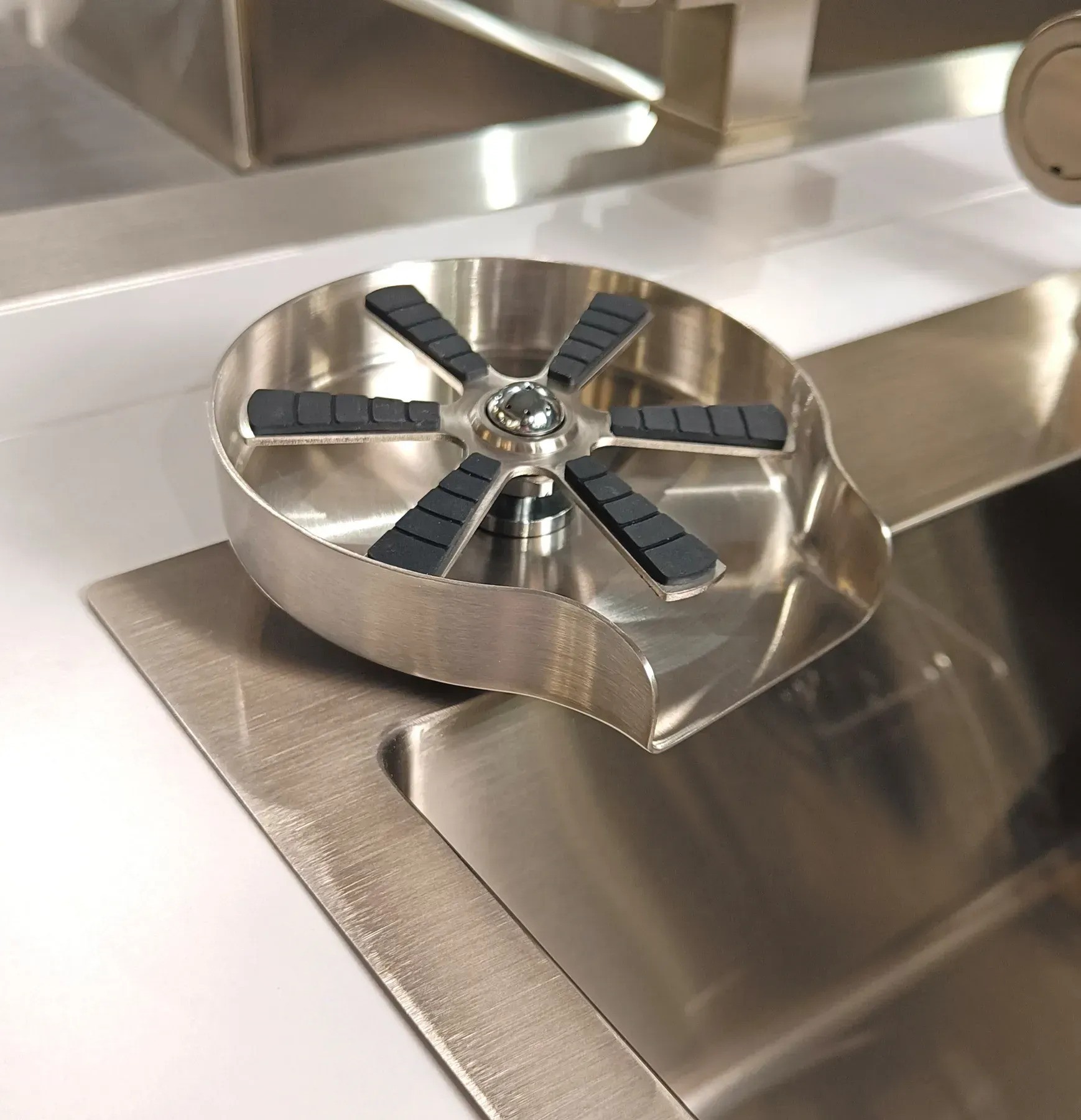 Ринзер ополаскиватель Fabiano FCR 0010 Inox характеристики - фотография 7