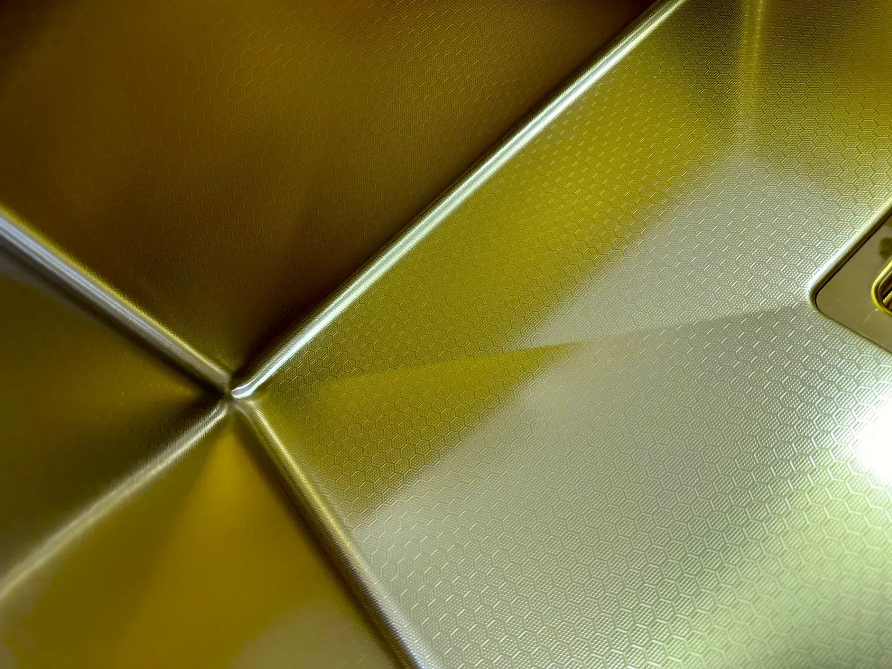 Кухонная мойка Fabiano Quadro 49 Celldecor Nano Gold (8216.401.1698) отзывы - изображения 5