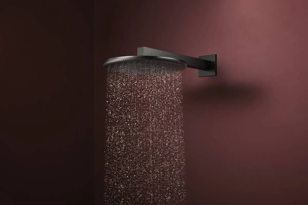 Душевая система Hansgrohe Raindance Alive S 300 1jet ShowerSelect Comfort Brushed Black Chrome 24582340 внешний вид - фото 9