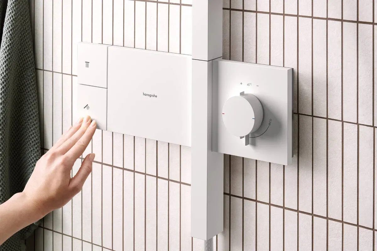 продаємо Hansgrohe Raindance Alive Q 340/210 1jet ShowerSelect Comfort Matt White 24580700 в Україні - фото 4