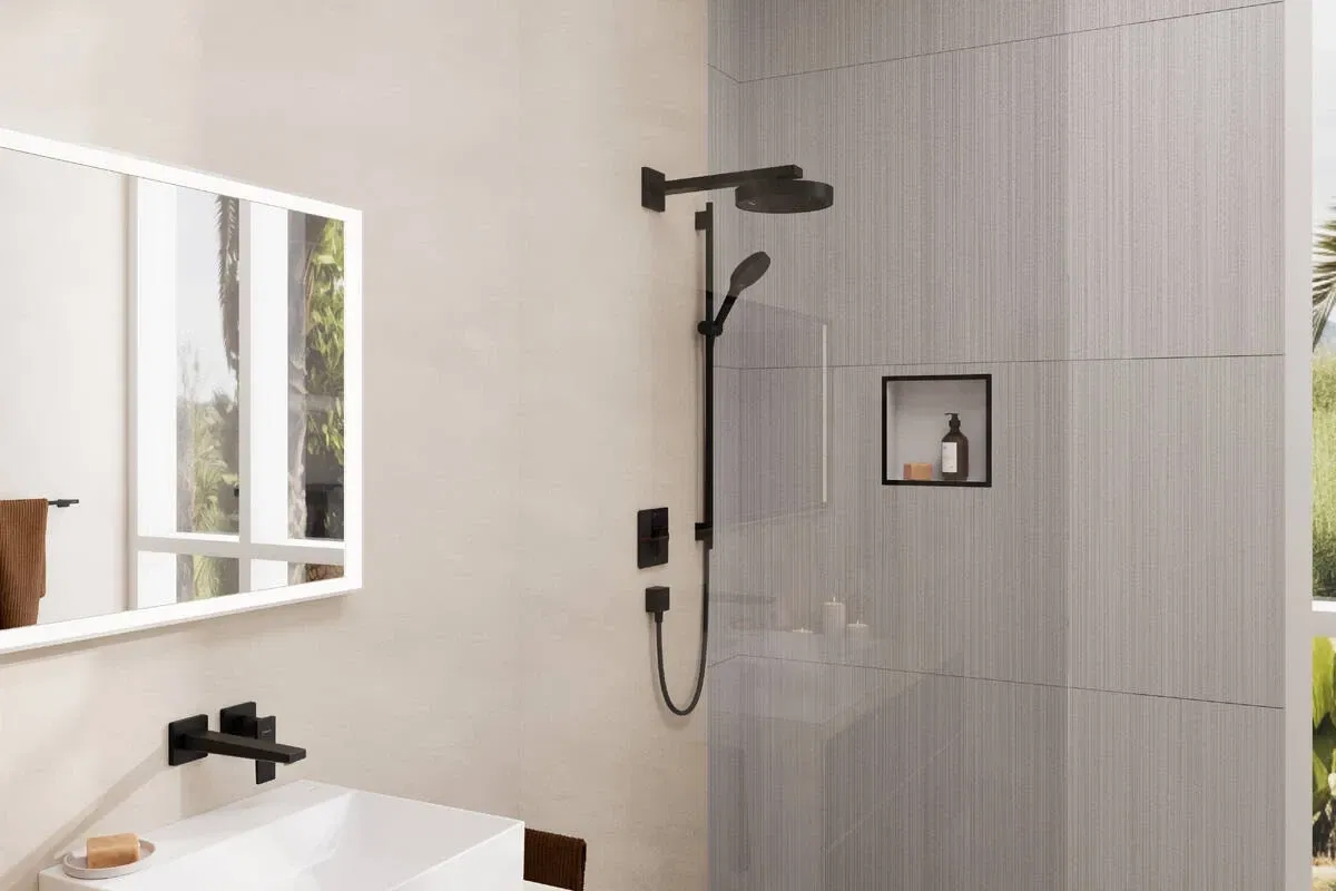 Душевой набор Hansgrohe Rainfinity 130 3Jet Puro S 90 см Matt Black 28743670 цена 21809 грн - фотография 2
