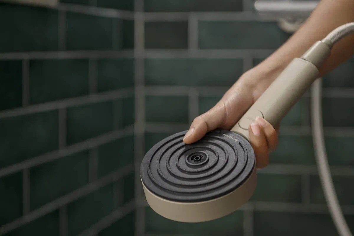 в продаже Лейка для ручного душа Hansgrohe Pulsify Planet Edition Select Relaxation 105 3jet EcoSmart+ Sand 26077210 - фото 3