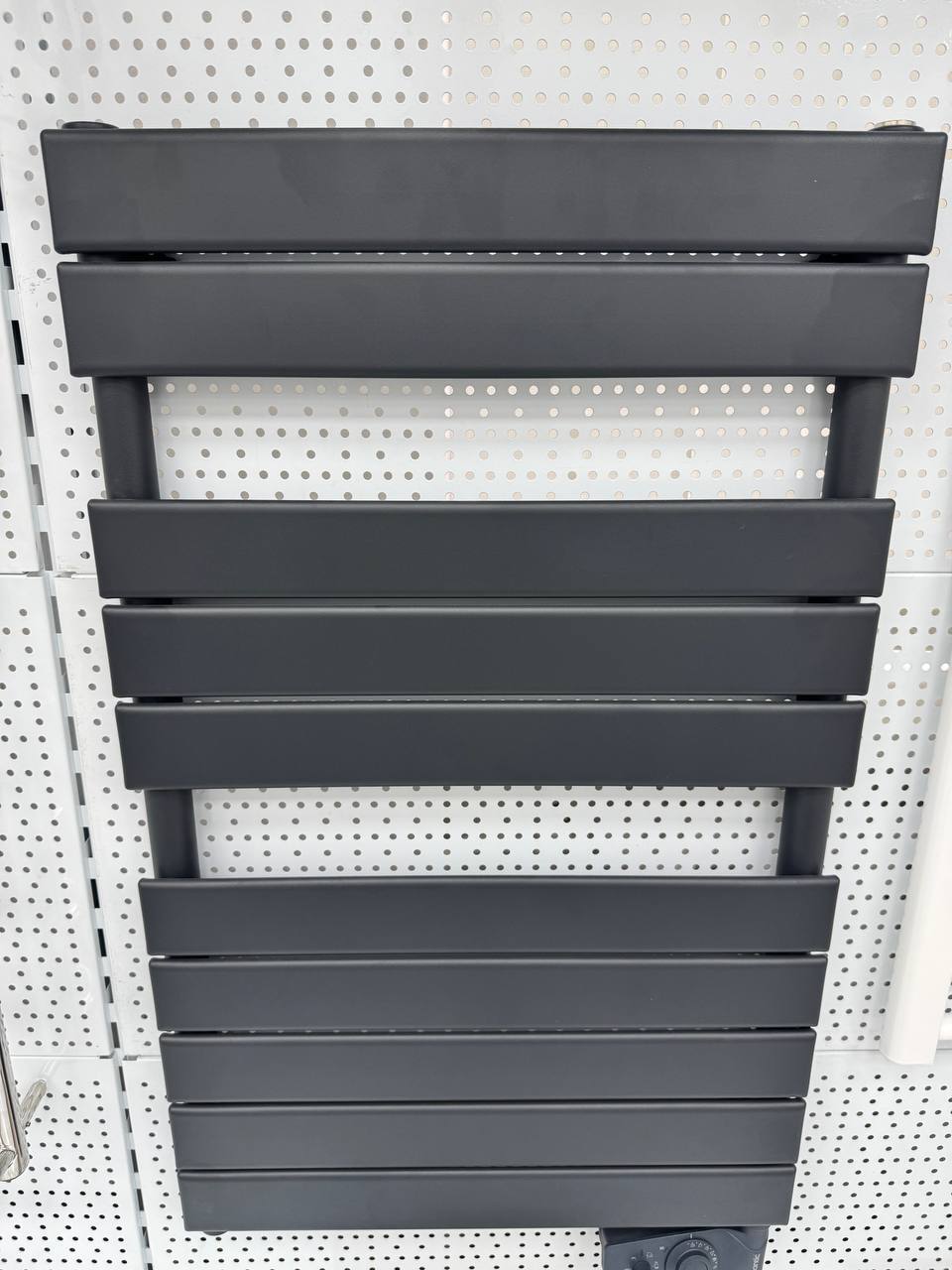 в продаже Полотенцесушитель Atlantic Adelis Anthracite 500 (Уценка) - фото 3