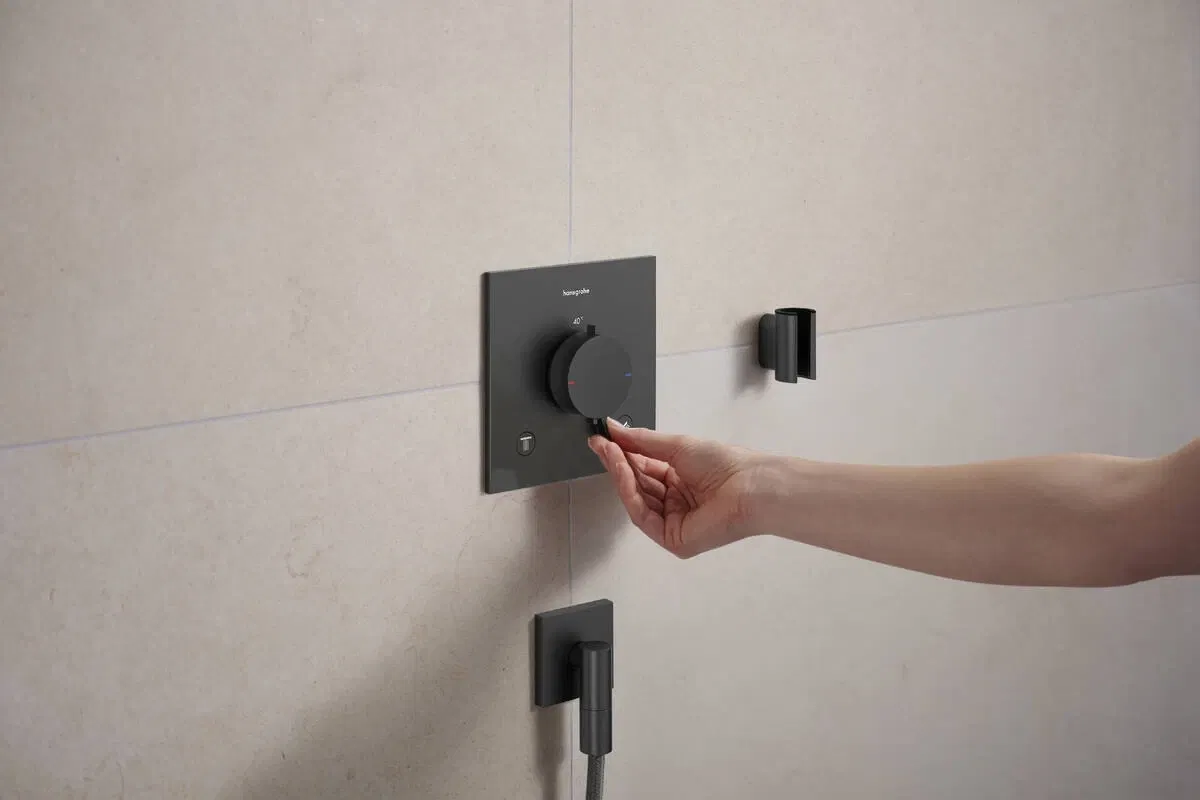 в продаже Душевой держатель Hansgrohe Porter Fine Brushed Black Chrome 28885340 - фото 3