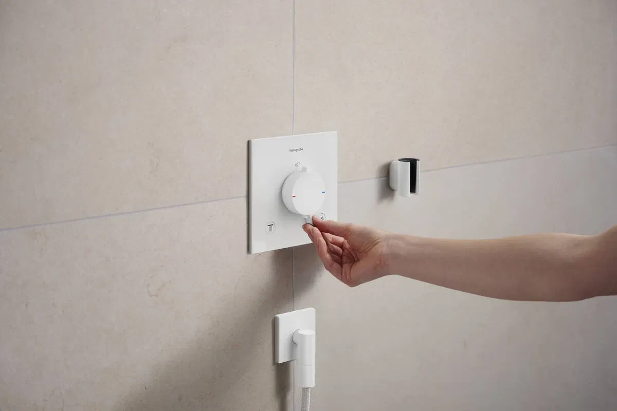 Смеситель с термостатом Hansgrohe Ecostat Comfort E Matt White 33711700 цена 45753 грн - фотография 2