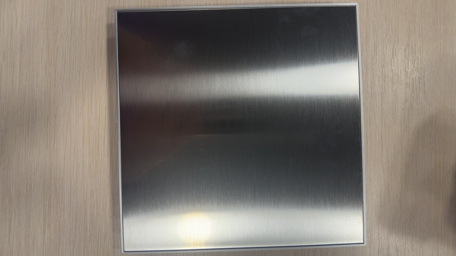 Крышка к вентилятору Awenta Trax PTI125 Inox уценка цена 423 грн - фотография 2