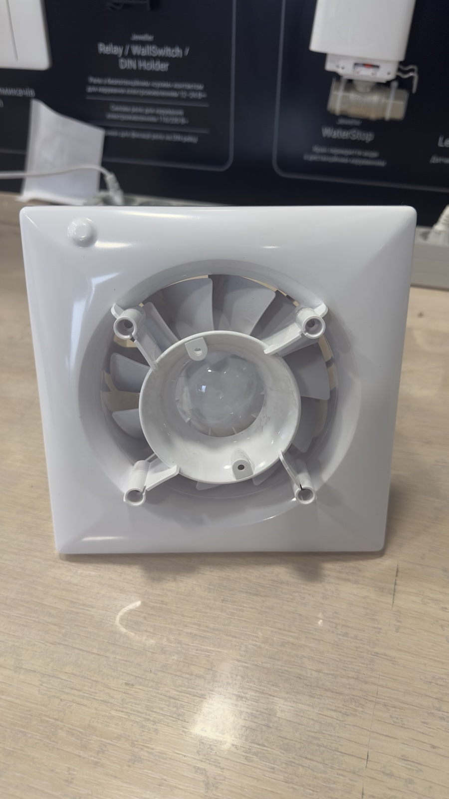 Вытяжной ветилятор Вентс 125 Эйс Т Л уценка цена 1263 грн - фотография 2