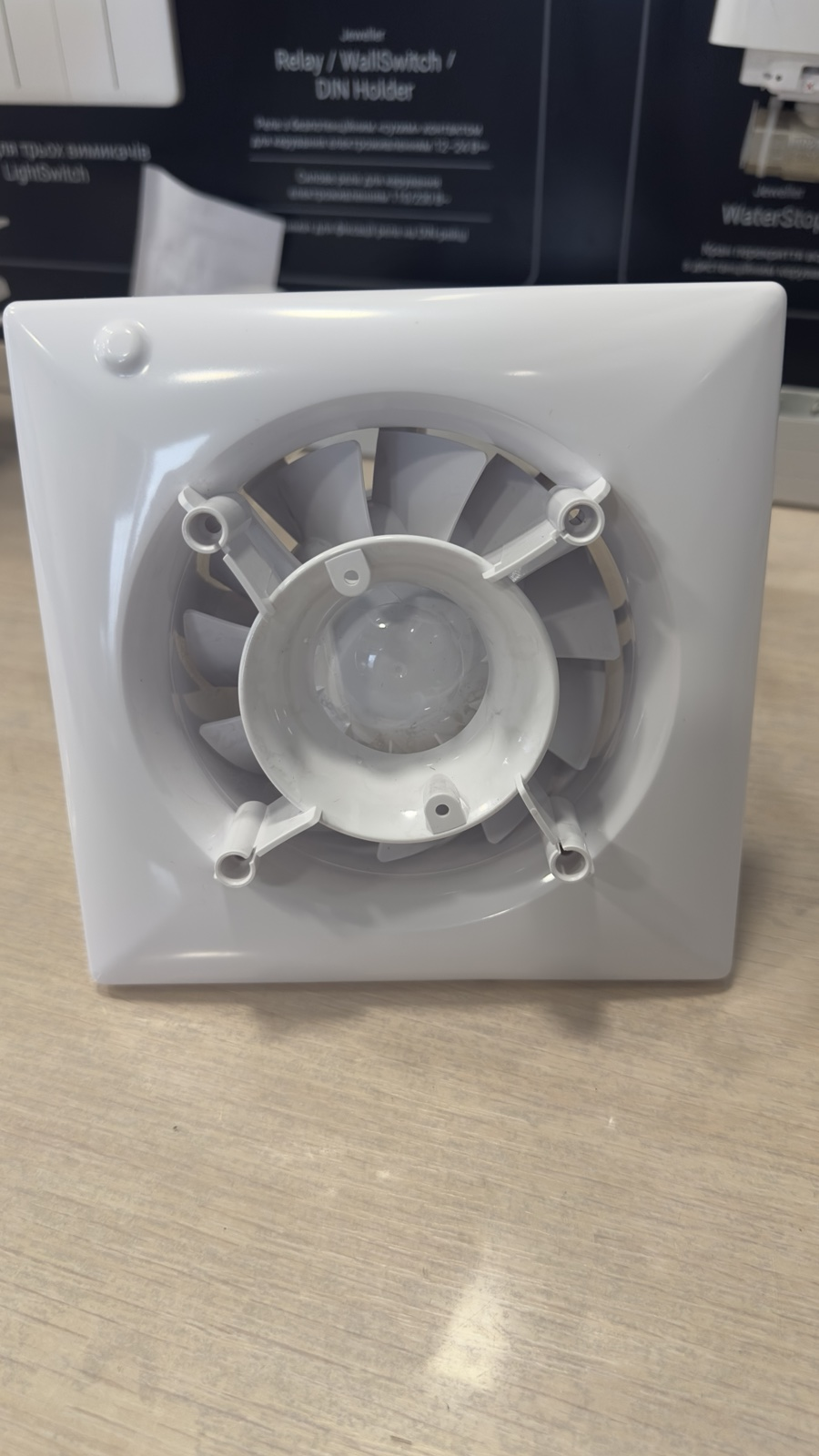 Вытяжной ветилятор Вентс 125 Эйс Т Л уценка цена 1263 грн - фотография 2