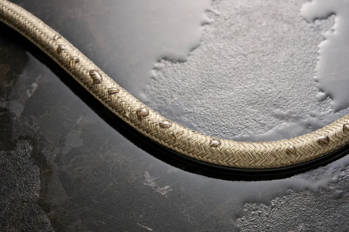 продаём Hansgrohe Designflex 2,0м Polished Gold Optic 28230990 в Украине - фото 4