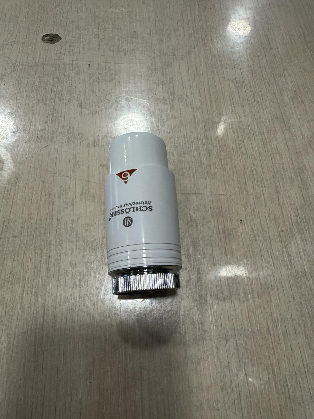 Термоголовка Schlosser Brillant SH M30x1,5 (600200002) уценка цена 563 грн - фотография 2