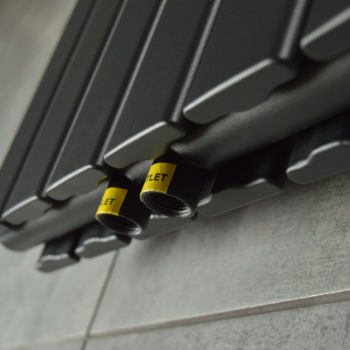 в продаже Радиатор для отопления Navin Largo double 456x1800-6 черный (02-244163-4518) - фото 3