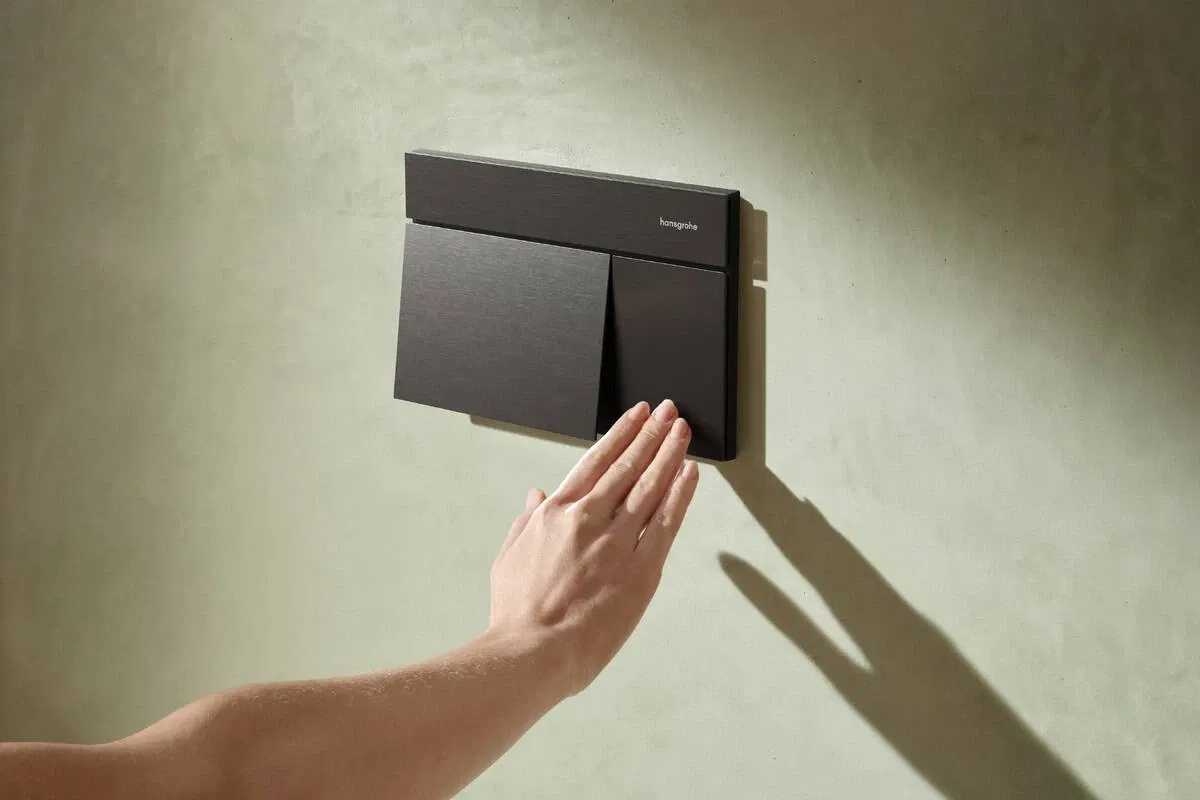 Панель змиву для інсталяції Hansgrohe iFrame Element E Brushed Black Chrome 66003340 ціна 18360 грн - фотографія 2