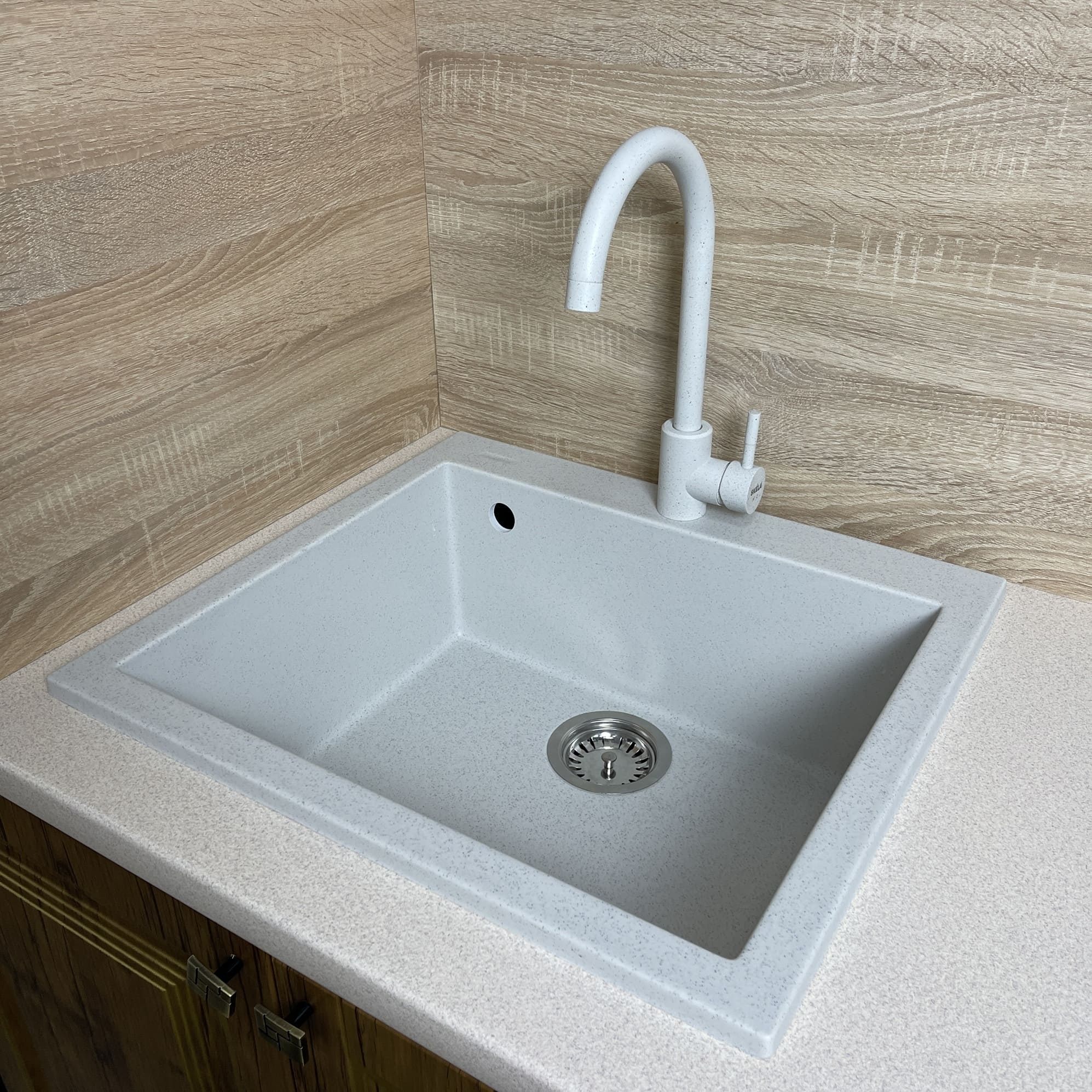 в продаже Кухонная мойка Adamant Univer 560x500x200мм old stone (4824296902110) - фото 3