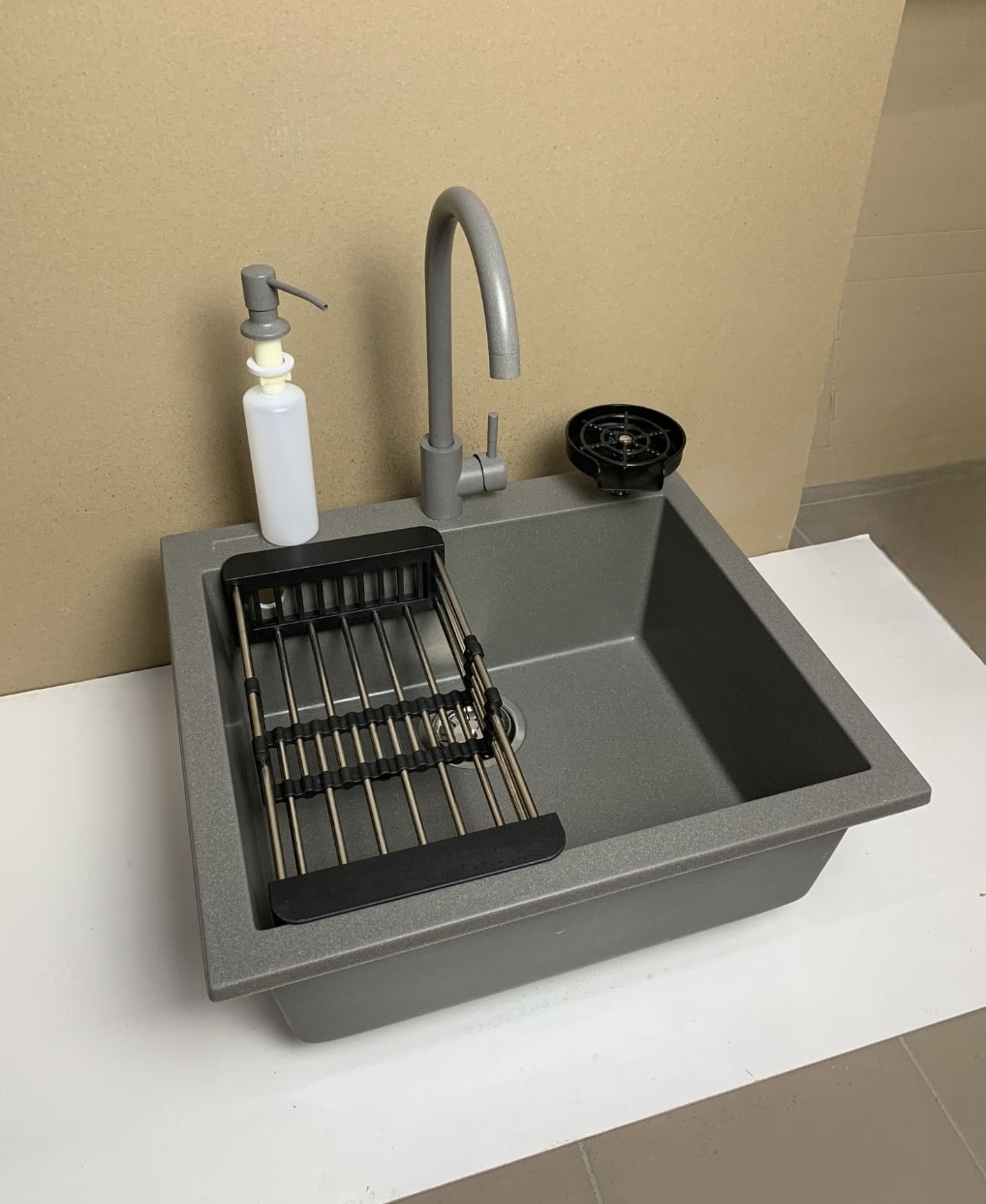 Кухонна мийка Adamant Univer 560x500x200мм сірий (4824296106604) ціна 7433 грн - фотографія 2