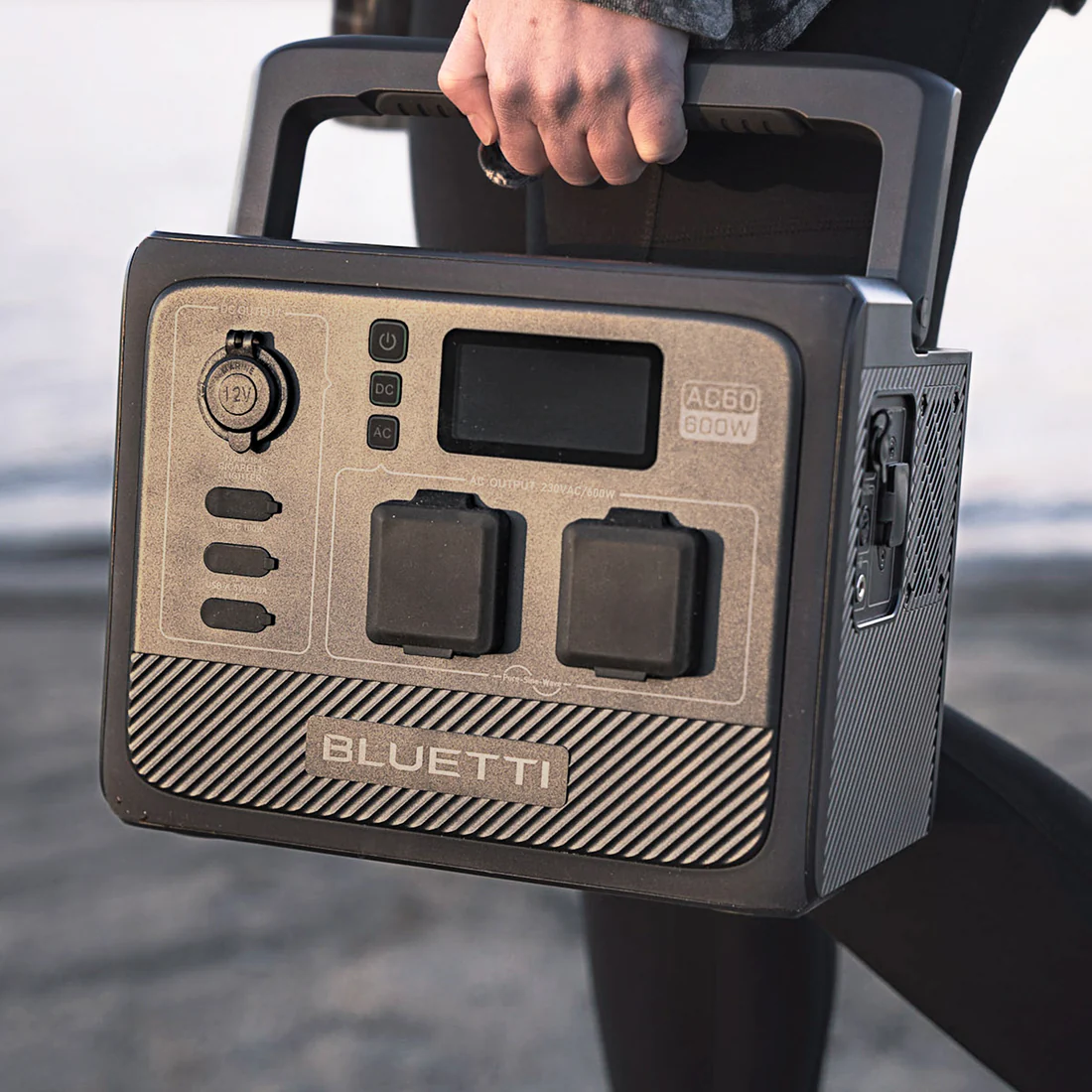 Портативная зарядная станция Bluetti AC60 отзывы - изображения 5