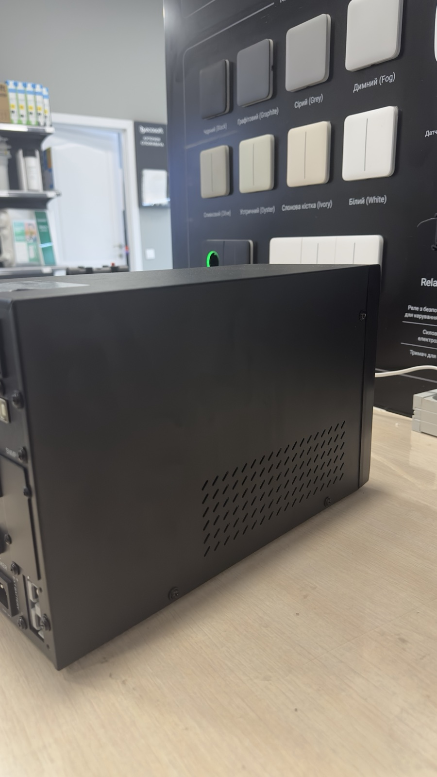 Источник бесперебойного питания 2E PS1000L, 1000VA/800W, на внешние АКБ 2*12В, 2xSchuko+1xC13 уценка отзывы - изображения 5