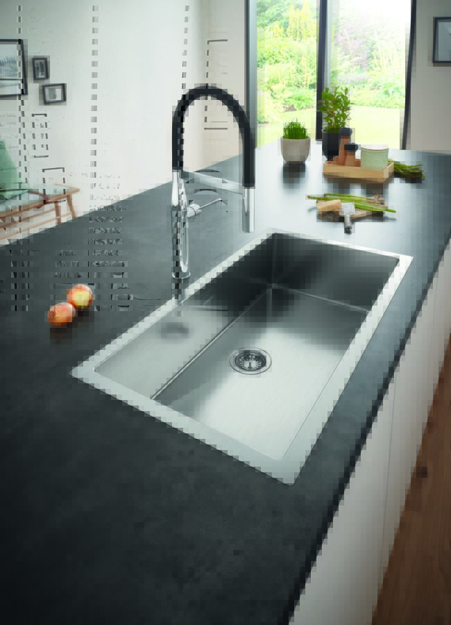 огляд товару Змішувач Grohe Essence 30503000 - фотографія 12
