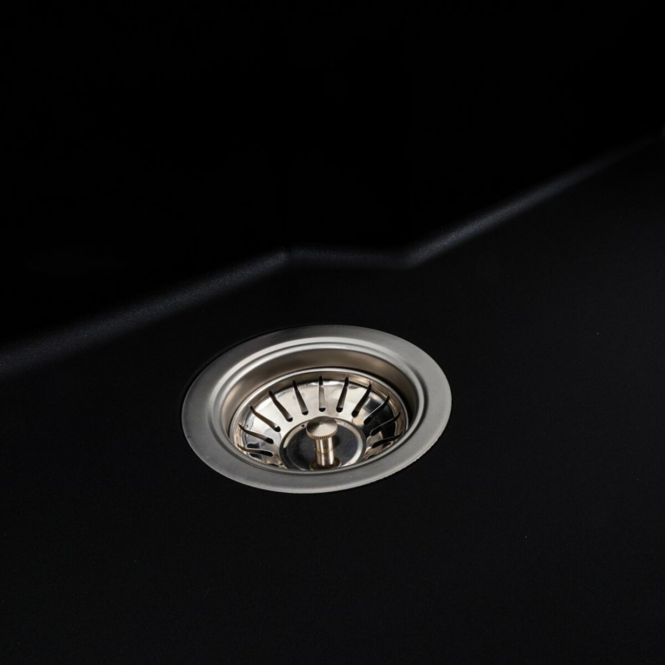 Кухонная мойка Valeso Nika 7545 Черная отзывы - изображения 5