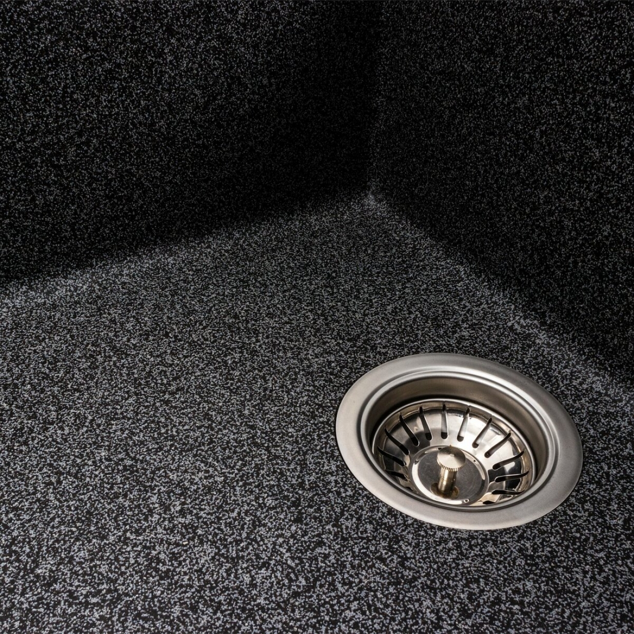 Кухонна мийка Platinum Cascada 7050 Графіт ціна 6540 грн - фотографія 2