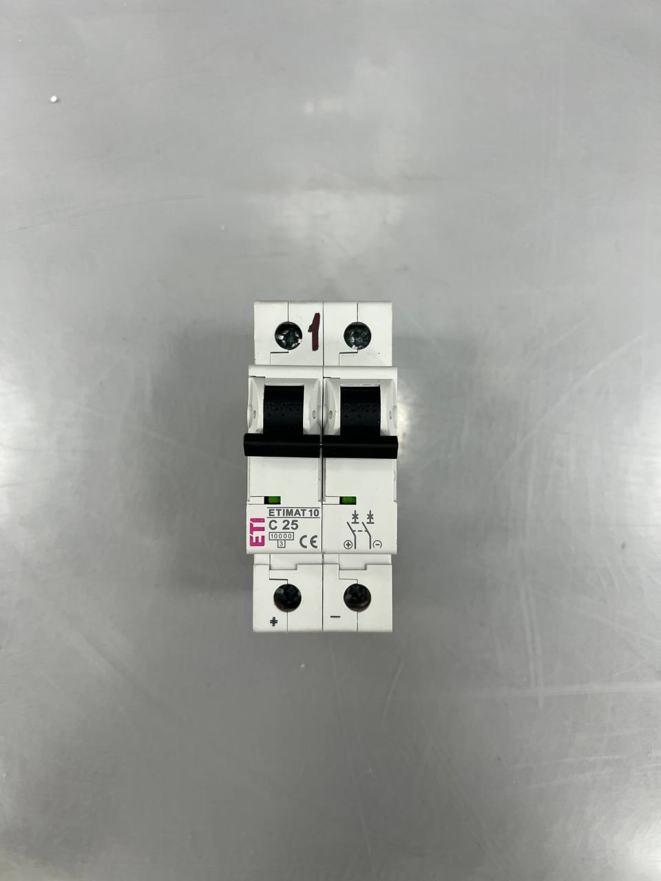 Автоматический выключатель ETI ETIMAT 10-DC 2p C25 6kA (002138718) Уценка цена 291 грн - фотография 2