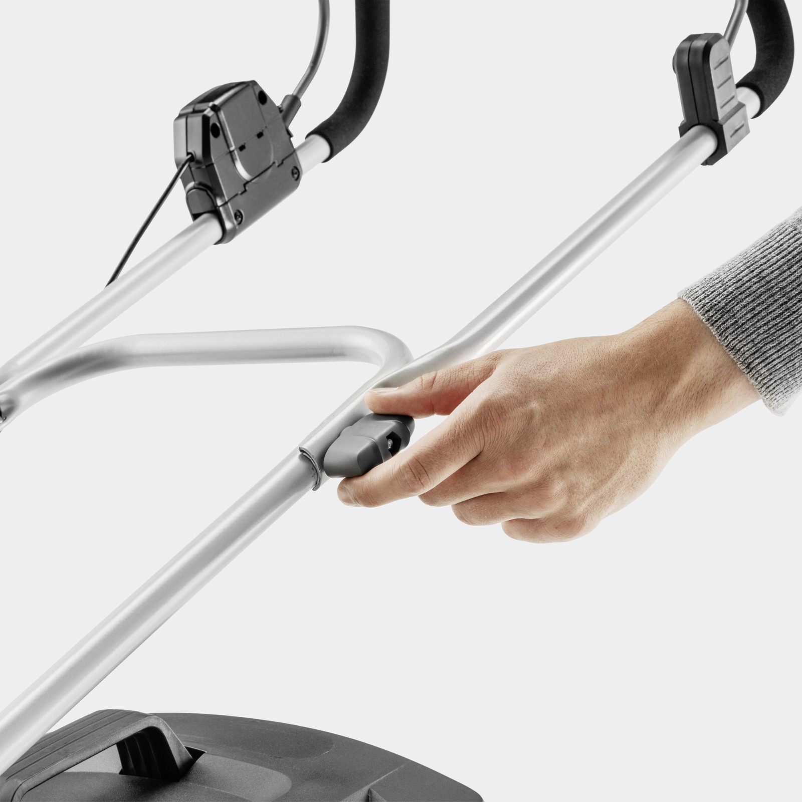 Газонокосилка Karcher LMO 2-18 Battery Set (1.445-401.0) цена 14999 грн - фотография 2