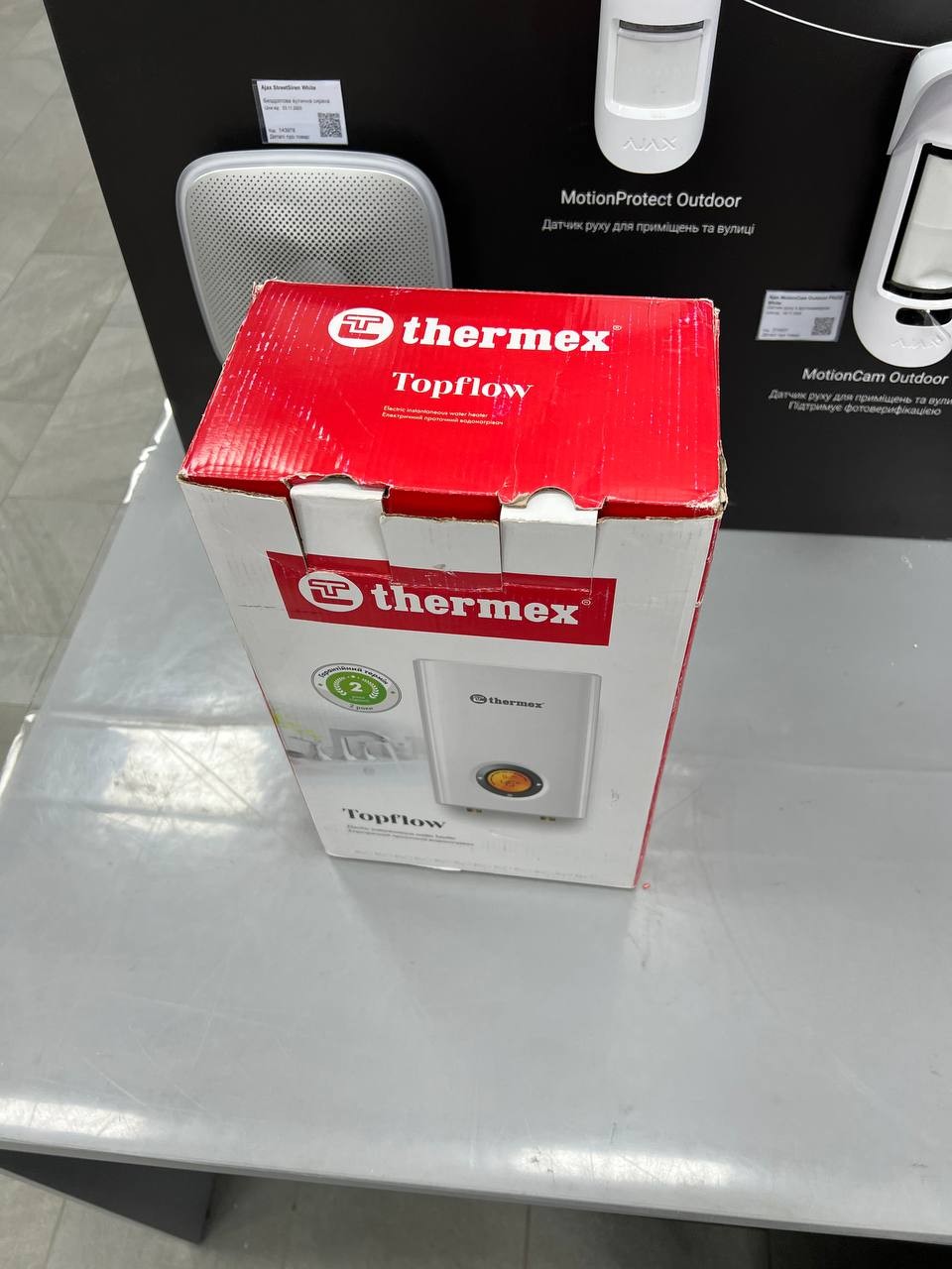 Проточний водонагрівач Thermex Topflow 10000 уцінка огляд - фото 8