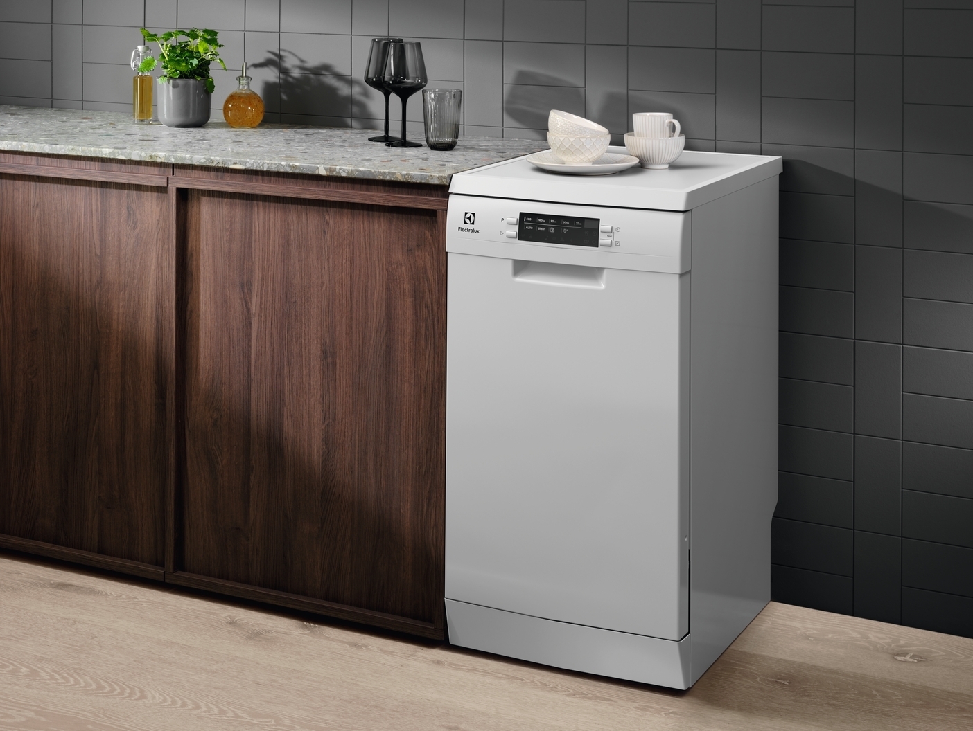 Посудомийна машина Electrolux ESS43210SW огляд - фото 8