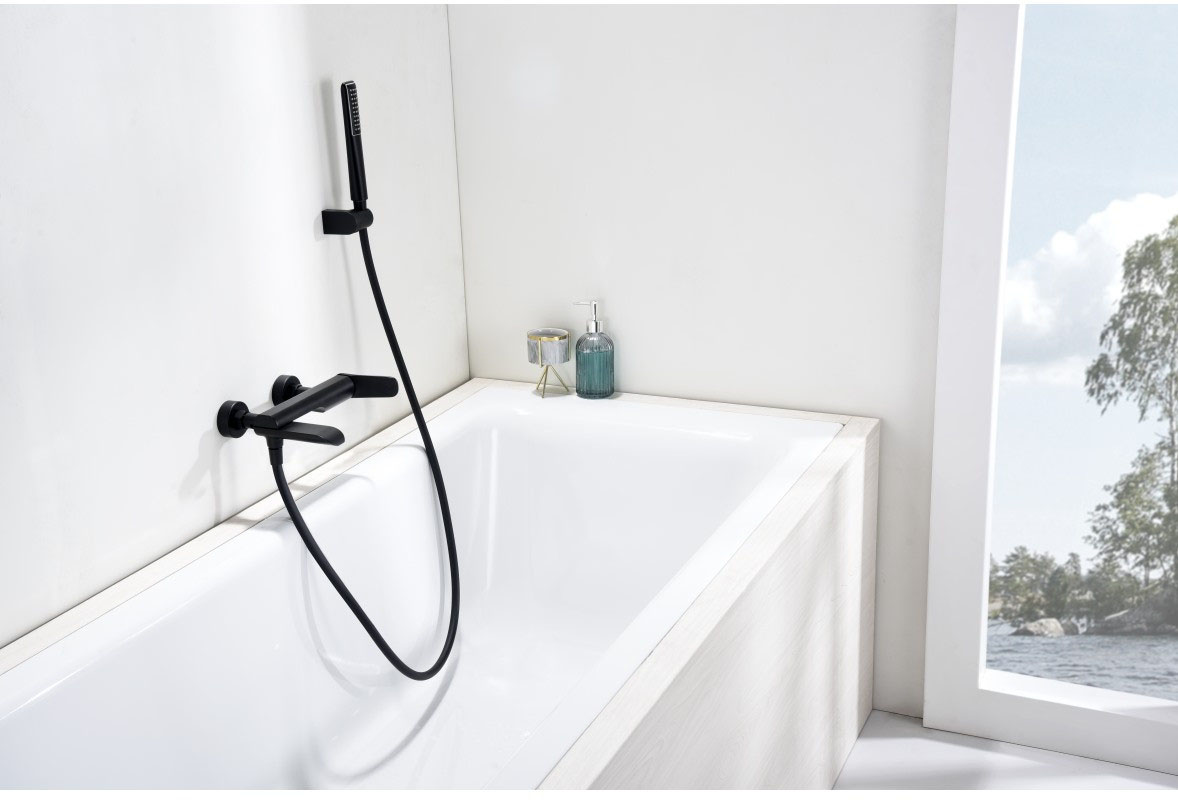 Смеситель для ванны и душа Imex Dinamarca Black Matt BDR031-4NG цена 16696 грн - фотография 2
