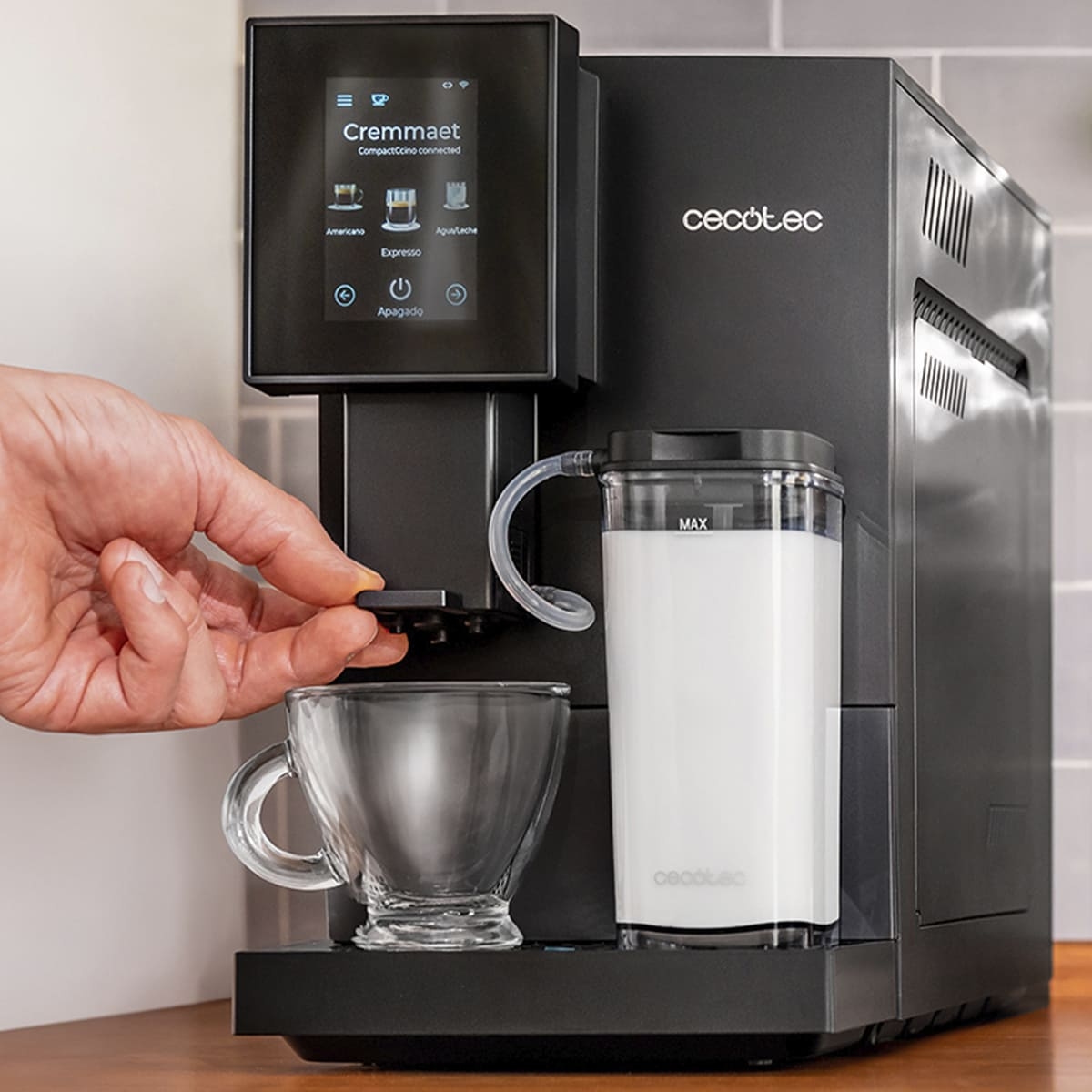 в продаже Кофемашина Cecotec Cremmaet Compactccino Connected (CCTC-01460) - фото 3
